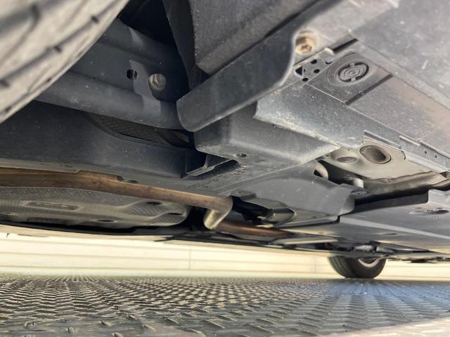 プリウス S SDナビ バックカメラ 衝突被害軽減システム レーダークルーズ 禁煙車 コーナーセンサー スマートキー LEDヘッド ビルトインETC 純正15インチアルミ 車線逸脱警報 オートライト(21枚目)