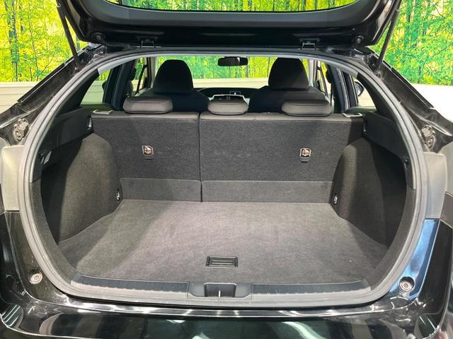 プリウス S SDナビ バックカメラ 衝突被害軽減システム レーダークルーズ 禁煙車 コーナーセンサー スマートキー LEDヘッド ビルトインETC 純正15インチアルミ 車線逸脱警報 オートライト(58枚目)