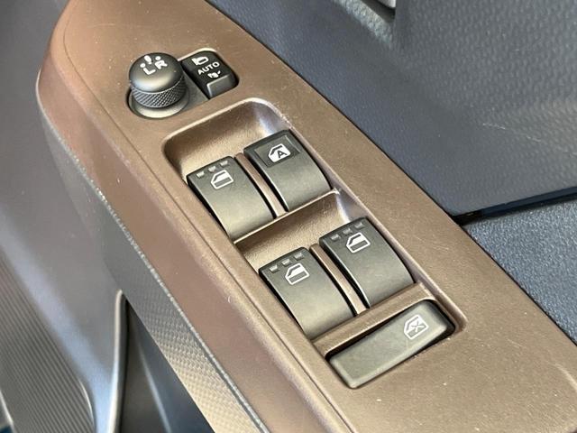 ルーミー Ｇ　Ｓ　両側電動スライドドア　純正ＳＤナビ　バックカメラ　衝突被害軽減システム　禁煙車　ドラレコ　スマートキー　ビルトインＥＴＣ　クルコン　オートライト　オートエアコン　Ｂｌｕｅｔｏｏｔｈ　ＣＤ　地デジ（49枚目）