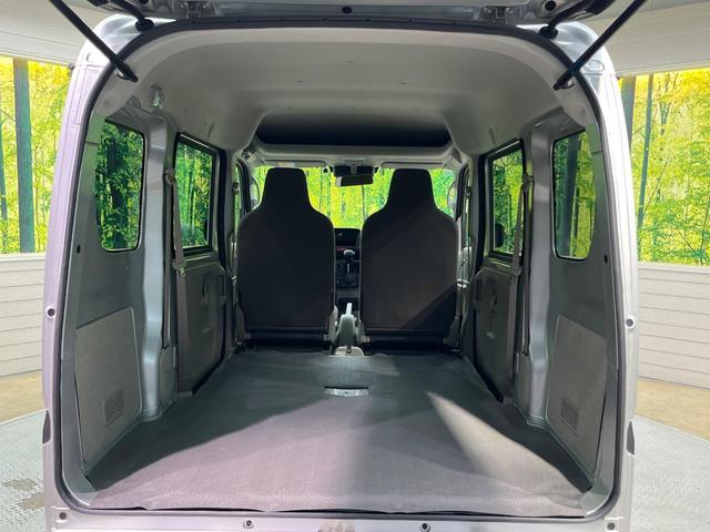 エブリイ ＰＡリミテッド　衝突被害軽減システム　禁煙車　コーナーセンサー　車線逸脱警報　オートライト　アイドリングストップ　車線逸脱抑制機能　プライバシーガラス　盗難防止装置（10枚目）