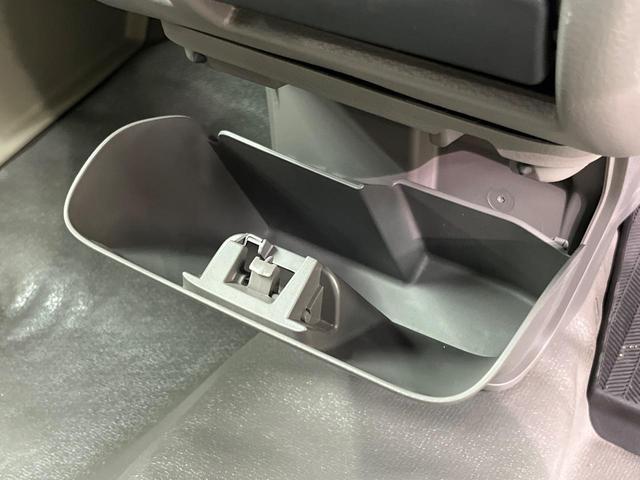 エブリイ ＰＡリミテッド　衝突被害軽減システム　禁煙車　コーナーセンサー　車線逸脱警報　オートライト　アイドリングストップ　車線逸脱抑制機能　プライバシーガラス　盗難防止装置（54枚目）