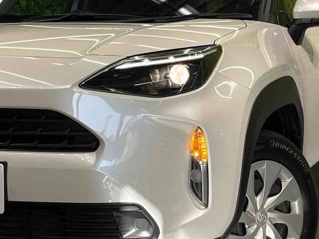 ヤリスクロス Ｘ　ＳＤナビ　バックカメラ　衝突被害軽減システム　レーダークルーズ　禁煙車　ドラレコ　コーナーセンサー　スマートキー　ＥＴＣ　オートハイビーム　車線逸脱警報　オートライト　Ｂｌｕｅｔｏｏｔｈ　フルセグ（12枚目）