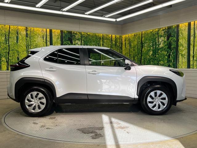 ヤリスクロス Ｘ　ＳＤナビ　バックカメラ　衝突被害軽減システム　レーダークルーズ　禁煙車　ドラレコ　コーナーセンサー　スマートキー　ＥＴＣ　オートハイビーム　車線逸脱警報　オートライト　Ｂｌｕｅｔｏｏｔｈ　フルセグ（26枚目）