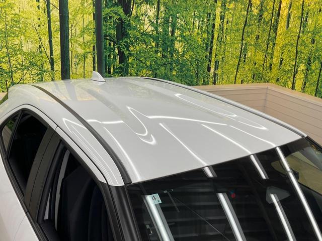 ヤリスクロス Ｘ　ＳＤナビ　バックカメラ　衝突被害軽減システム　レーダークルーズ　禁煙車　ドラレコ　コーナーセンサー　スマートキー　ＥＴＣ　オートハイビーム　車線逸脱警報　オートライト　Ｂｌｕｅｔｏｏｔｈ　フルセグ（28枚目）