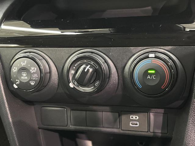 ヤリスクロス Ｘ　ＳＤナビ　バックカメラ　衝突被害軽減システム　レーダークルーズ　禁煙車　ドラレコ　コーナーセンサー　スマートキー　ＥＴＣ　オートハイビーム　車線逸脱警報　オートライト　Ｂｌｕｅｔｏｏｔｈ　フルセグ（43枚目）