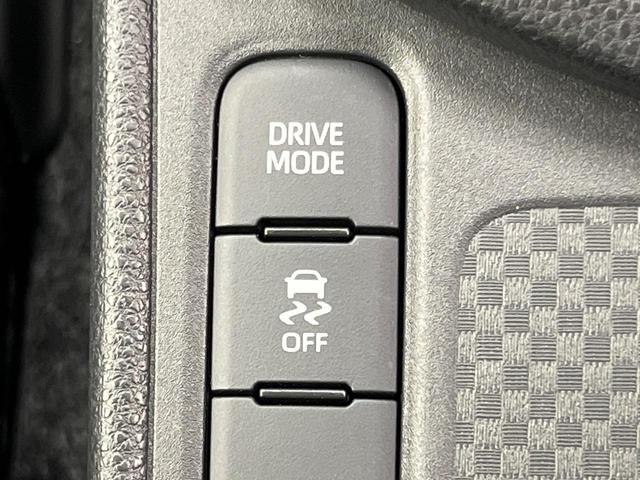 ヤリスクロス Ｘ　ＳＤナビ　バックカメラ　衝突被害軽減システム　レーダークルーズ　禁煙車　ドラレコ　コーナーセンサー　スマートキー　ＥＴＣ　オートハイビーム　車線逸脱警報　オートライト　Ｂｌｕｅｔｏｏｔｈ　フルセグ（54枚目）