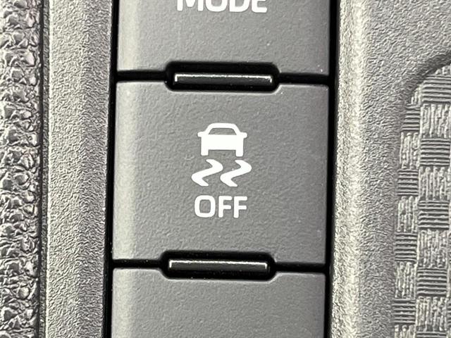 ヤリスクロス Ｘ　ＳＤナビ　バックカメラ　衝突被害軽減システム　レーダークルーズ　禁煙車　ドラレコ　コーナーセンサー　スマートキー　ＥＴＣ　オートハイビーム　車線逸脱警報　オートライト　Ｂｌｕｅｔｏｏｔｈ　フルセグ（56枚目）