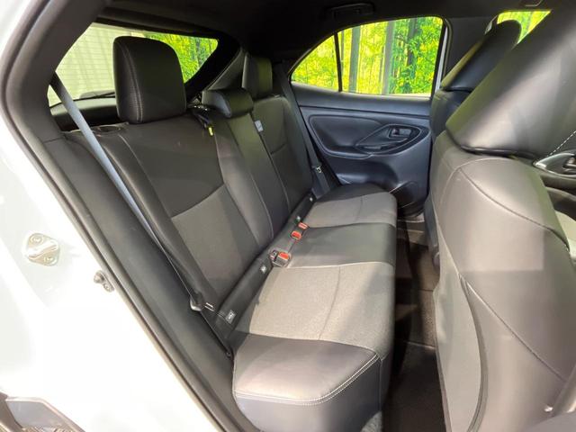 ヤリスクロス Ｚ　全周囲カメラ　８型ディスプレイオーディオ　衝突被害軽減システム　レーダークルーズ　禁煙車　ハーフレザーシート　パワーシート　ドラレコ　コーナーセンサー　スマートキー　ＬＥＤヘッド　ビルトインＥＴＣ（9枚目）