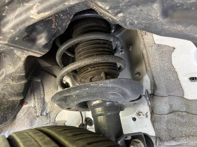 ヤリスクロス Ｚ　全周囲カメラ　８型ディスプレイオーディオ　衝突被害軽減システム　レーダークルーズ　禁煙車　ハーフレザーシート　パワーシート　ドラレコ　コーナーセンサー　スマートキー　ＬＥＤヘッド　ビルトインＥＴＣ（21枚目）