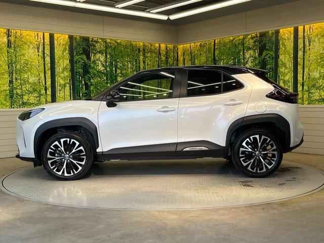 ヤリスクロス Ｚ　全周囲カメラ　８型ディスプレイオーディオ　衝突被害軽減システム　レーダークルーズ　禁煙車　ハーフレザーシート　パワーシート　ドラレコ　コーナーセンサー　スマートキー　ＬＥＤヘッド　ビルトインＥＴＣ（25枚目）