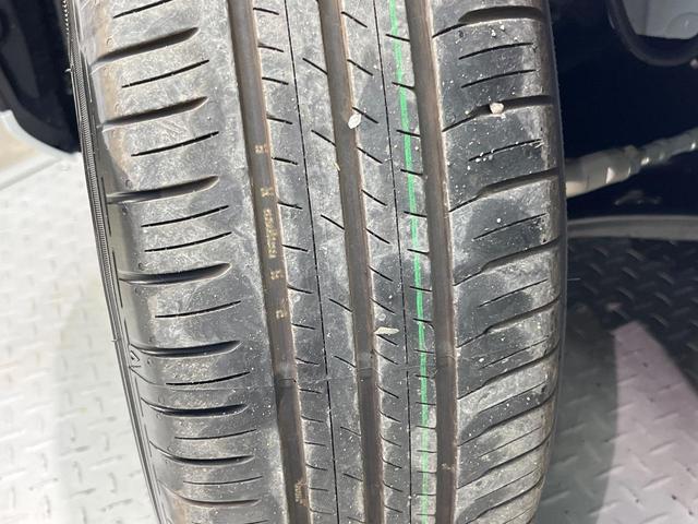 シエンタ ハイブリッドX 登録済未使用車 電動スライドドア 衝突被害軽減システム レーダークルーズ コーナーセンサー スマートキー LEDヘッド オートハイビーム オートライト オートエアコン(33枚目)