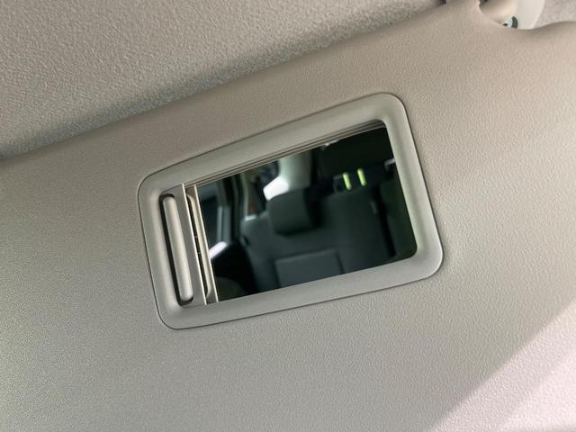 シエンタ ハイブリッドX 登録済未使用車 電動スライドドア 衝突被害軽減システム レーダークルーズ コーナーセンサー スマートキー LEDヘッド オートハイビーム オートライト オートエアコン(64枚目)