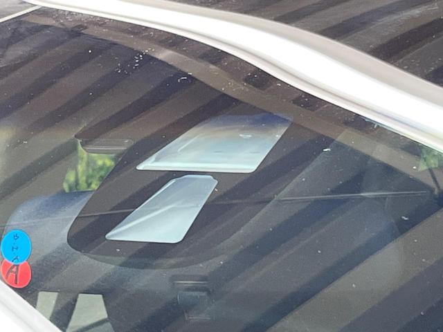 オデッセイ アブソルート 電動スライドドア SDナビ 後席モニター 衝突被害軽減システム 禁煙車 ハーフレザーシート スマートキー LEDヘッド ビルトインETC クルコン 純正17インチアルミ オートライト オートエアコン(32枚目)