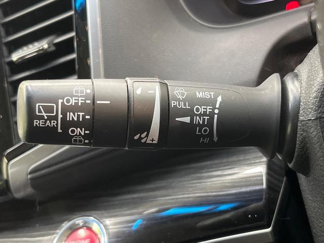 オデッセイ アブソルート 電動スライドドア SDナビ 後席モニター 衝突被害軽減システム 禁煙車 ハーフレザーシート スマートキー LEDヘッド ビルトインETC クルコン 純正17インチアルミ オートライト オートエアコン(48枚目)