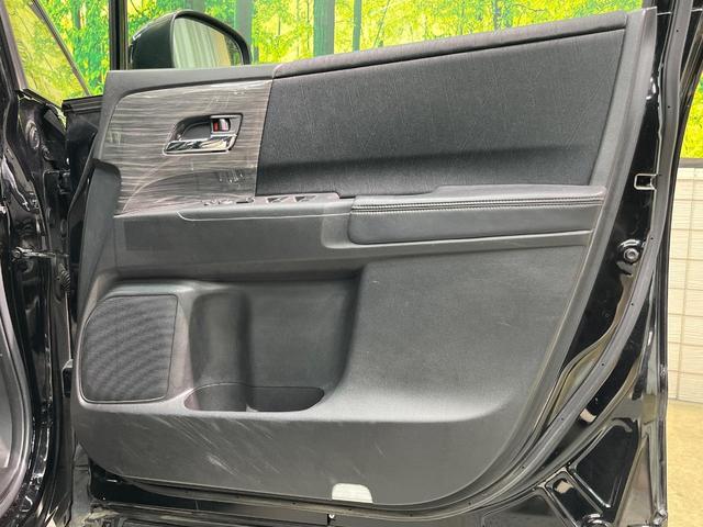 オデッセイ アブソルート 電動スライドドア SDナビ 後席モニター 衝突被害軽減システム 禁煙車 ハーフレザーシート スマートキー LEDヘッド ビルトインETC クルコン 純正17インチアルミ オートライト オートエアコン(59枚目)