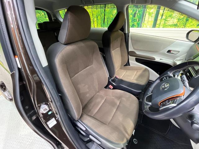 シエンタ ハイブリッドG 両側電動ドア 純正SDナビ バックカメラ 禁煙車 スマートキー ビルトインETC オートライト オートエアコン Bluetooth CD DVD再生 フルセグ 盗難防止装置 プライバシーガラス(8枚目)
