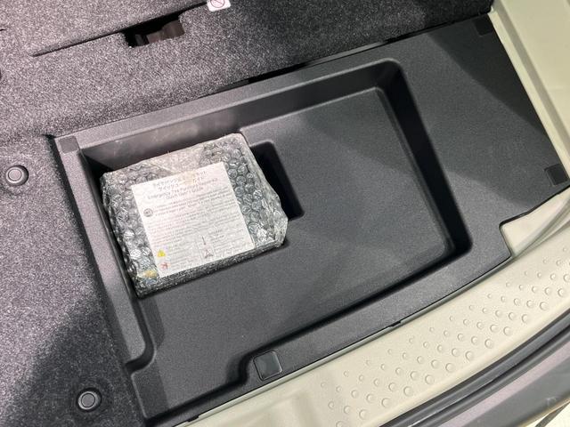 シエンタ ハイブリッドG 両側電動ドア 純正SDナビ バックカメラ 禁煙車 スマートキー ビルトインETC オートライト オートエアコン Bluetooth CD DVD再生 フルセグ 盗難防止装置 プライバシーガラス(57枚目)