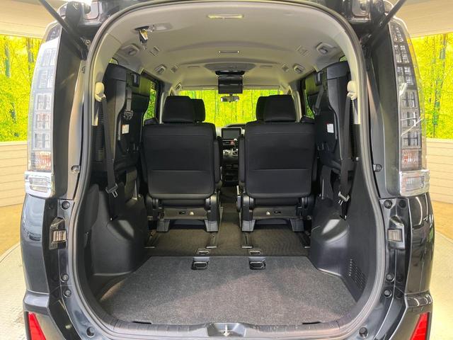 ヴォクシー ZS 煌 両側電動ドア 9型ナビ 後席モニター バックカメラ 禁煙車 スマートキー LEDヘッド ビルトインETC 純正16インチアルミ オートライト デュアルエアコン リアエアコン Bluetooth(11枚目)