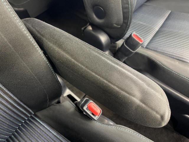 ヴォクシー ZS 煌 両側電動ドア 9型ナビ 後席モニター バックカメラ 禁煙車 スマートキー LEDヘッド ビルトインETC 純正16インチアルミ オートライト デュアルエアコン リアエアコン Bluetooth(58枚目)