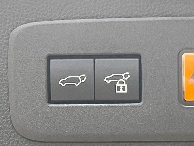 ランドクルーザー250 VX 12型ナビ 4WD サンルーフ サイド・バックカメラ 衝突被害軽減システム レーダークルーズ 禁煙車 電動リアゲート レザーシート 前席シートエアコン パワーシート コーナーセンサー LEDヘッド(77枚目)