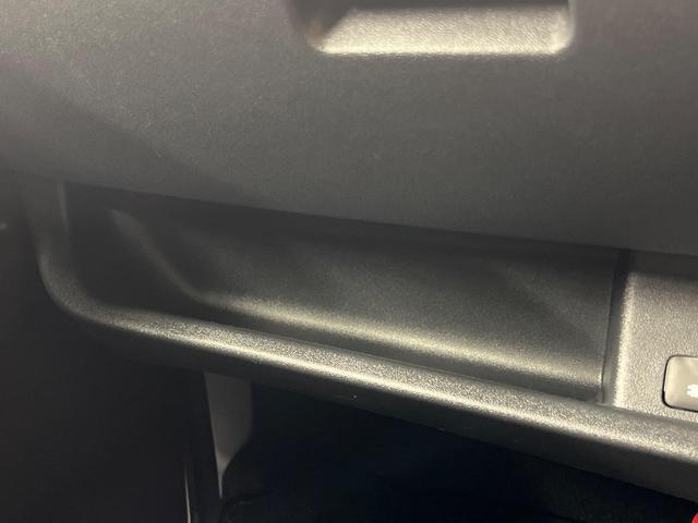 ハイエースバン スーパーGL ダークプライムII 9型ナビ ディーゼル(軽油) 全周囲カメラ 衝突被害軽減システム 禁煙車 ドラレコ コーナーセンサー スマートキー LEDヘッド ETC オートハイビーム 車線逸脱警報 オートライト オートエアコン(49枚目)