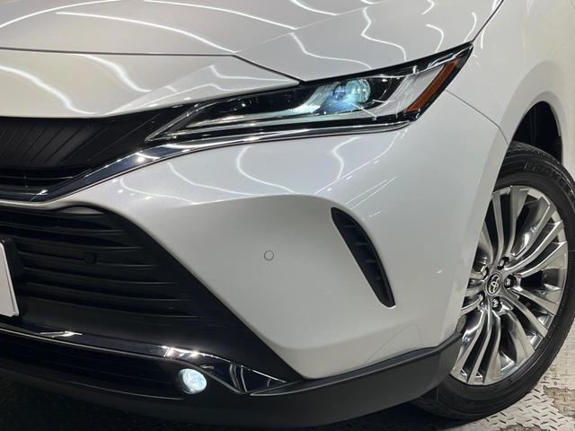 ハリアー Z レザーパッケージ ガラスルーフ サイド・バックカメラ 衝突被害軽減システム レーダークルーズ 禁煙車 ハーフレザーシート パワーシート コーナーセンサー スマートキー LEDヘッド ETC2.0 純正19インチアルミ(12枚目)