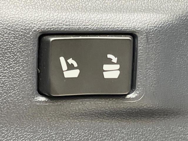 ＮＸ ＮＸ３００ｈ　バージョンＬ　純正１０型ナビ全周囲カメラ　プリクラッシュセーフティ　レーダークルーズ　禁煙車　パワーバックドア　レザーシート　シートヒーター　シートエアコン　コーナーセンサー　スマートキー　ＬＥＤヘッド　ＥＴＣ（58枚目）