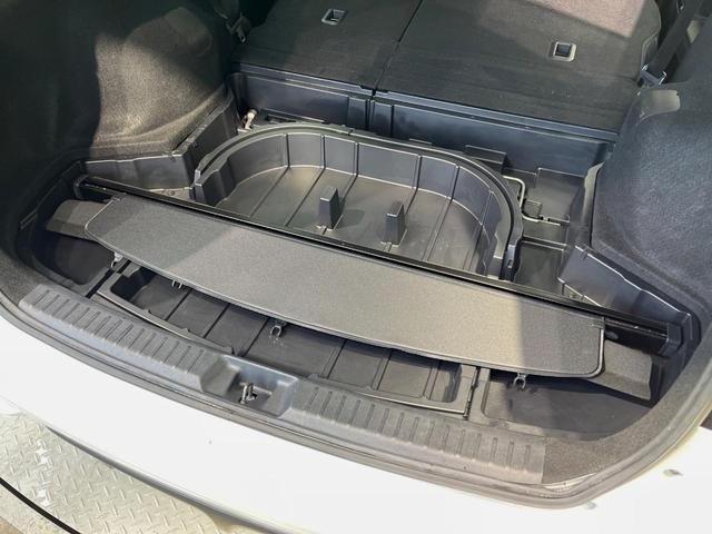 カローラフィールダー ハイブリッドＧ　ダブルバイビー　純正ナビ　バックカメラ　プリクラッシュセーフティ　禁煙車　ハーフレザーシート　スマートキー　ＬＥＤヘッド　ＥＴＣ　オートマチックハイビーム　車線逸脱警報　先行車発進お知らせ機能　オートライト（51枚目）