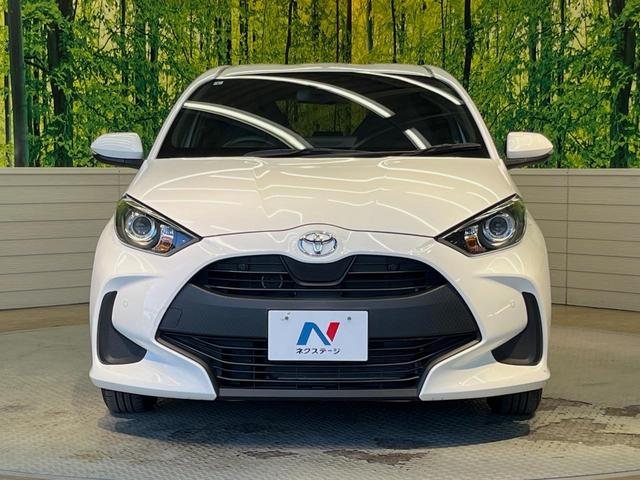 ヤリス Ｘ　純正ナビ　バックカメラ　プリクラッシュセーフティ　コーナーセンサー　スマートキー　ＥＴＣ　オートマチックハイビーム　車線逸脱警報　先行車発進お知らせ機能　オートライト　Ｂｌｕｅｔｏｏｔｈ再生（14枚目）