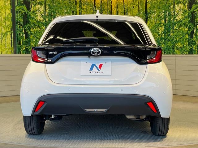 ヤリス Ｘ　純正ナビ　バックカメラ　プリクラッシュセーフティ　コーナーセンサー　スマートキー　ＥＴＣ　オートマチックハイビーム　車線逸脱警報　先行車発進お知らせ機能　オートライト　Ｂｌｕｅｔｏｏｔｈ再生（15枚目）