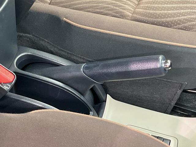 アクア Ｇ　純正ナビ　バックカメラ　禁煙車　ドラレコ　前席シートヒーター　ＬＥＤヘッド　ＥＴＣ　オートエアコン　Ｂｌｕｅｔｏｏｔｈ　ＣＤ　地デジ　ＬＥＤフォグ　革巻きステアリング　メッキインサイドドアハンドル（36枚目）