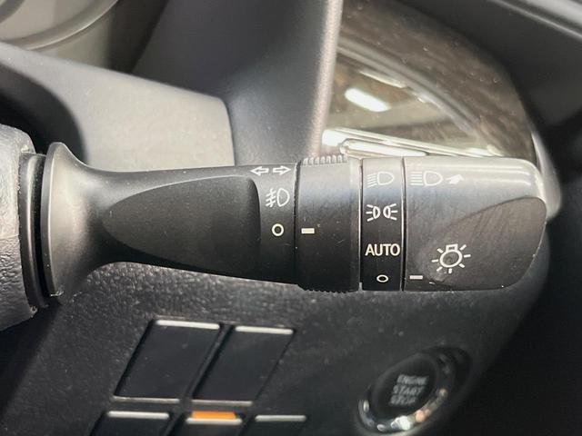 ヴェルファイア ２．５Ｚ　両側電動ドア　純正ＳＤナビ　バックカメラ　禁煙車　ドラレコ　コーナーセンサー　スマートキー　ＬＥＤヘッド　ビルトインＥＴＣ　純正１７インチアルミ　オートライト　デュアルエアコン　リアエアコン（51枚目）