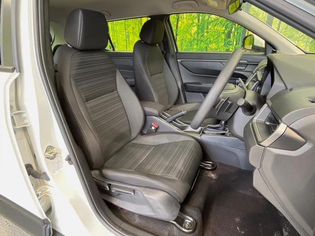 ＷＲ－Ｖ Ｘ　登録済未使用車　衝突被害軽減システム　レーダークルーズ　コーナーセンサー　スマートキー　ＬＥＤヘッド　オートハイビーム　車線逸脱警報　オートライト　オートエアコン（8枚目）