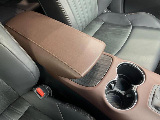 ハリアー Ｚ　フルエアロ　１２型ナビ　全周囲カメラ　ＪＢＬサウンド　衝突被害軽減システム　レーダークルーズ　禁煙車　電動リアゲート　ハーフレザーシート　パワーシート　ドラレコ　コーナーセンサー　ＬＥＤヘッド（60枚目）