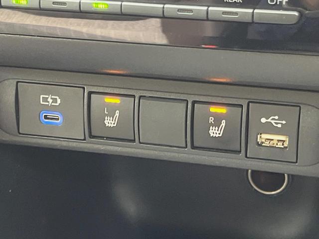 ヤリスクロス ハイブリッドＺ　ディスプレイオーディオ　バックカメラ　衝突被害軽減システム　レーダークルーズ　禁煙車　電動リアゲート　ハーフレザーシート　パワーシート　コーナーセンサー　ＬＥＤヘッド　ＥＴＣ　純正１８インチアルミ（42枚目）