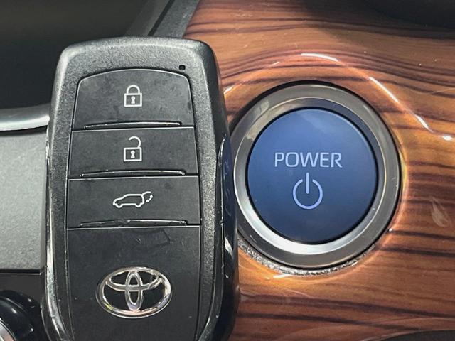 ヤリスクロス ハイブリッドＺ　ディスプレイオーディオ　バックカメラ　衝突被害軽減システム　レーダークルーズ　禁煙車　電動リアゲート　ハーフレザーシート　パワーシート　コーナーセンサー　ＬＥＤヘッド　ＥＴＣ　純正１８インチアルミ（43枚目）