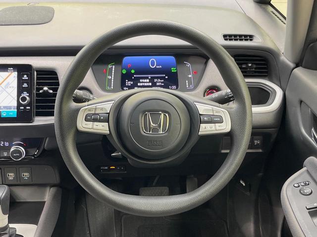 フィット e:HEVクロスター 9型ナビ バックカメラ 禁煙車 コーナーセンサー スマートキー LEDヘッド ETC2.0 純正16インチアルミ オートハイビーム 車線逸脱警報 オートエアコン Bluetooth フルセグ(11枚目)