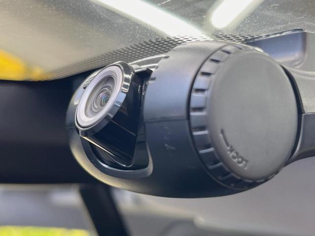 プリウス Sツーリングセレクション 9型ナビ バックカメラ 100V電源 衝突被害軽減システム レーダークルーズ ハーフレザーシート ドラレコ スマートキー LEDヘッド ビルトインETC 純正17インチアルミ オートハイビーム(75枚目)