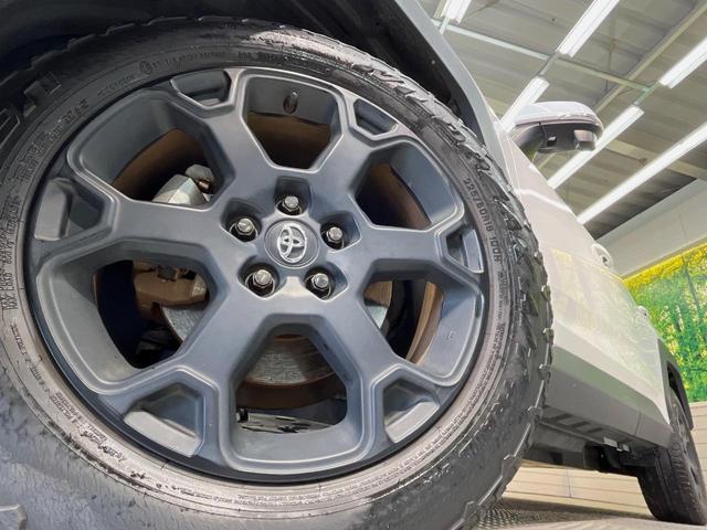 RAV4 アドベンチャー オフロードパッケージ 4WD 9型ディスプレイオーディオ バックカメラ 衝突被害軽減システム レーダークルーズ 禁煙車 ハーフレザーシート 前席シートエアコン パワーシート コーナーセンサー LEDヘッド ETC(13枚目)