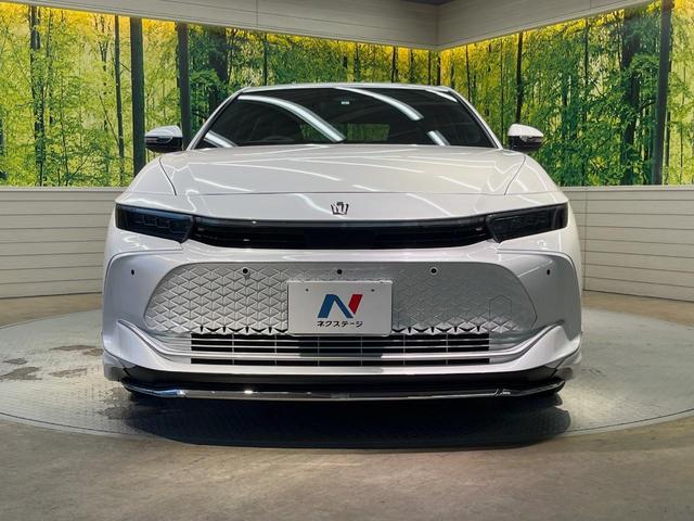 クラウンクロスオーバー Ｇアドバンスド・レザーパッケージ　４ＷＤ　１２型ナビ　フルエアロ　全周囲カメラ　１００Ｖ電源　衝突被害軽減システム　レーダークルーズ　禁煙車　レザーシート　前席シートエアコン　ドラレコ　コーナーセンサー　ＬＥＤヘッド　ＥＴＣ２．０（14枚目）