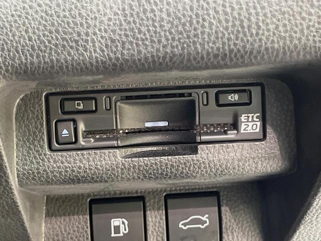 クラウンクロスオーバー Ｇアドバンスド・レザーパッケージ　４ＷＤ　１２型ナビ　フルエアロ　全周囲カメラ　１００Ｖ電源　衝突被害軽減システム　レーダークルーズ　禁煙車　レザーシート　前席シートエアコン　ドラレコ　コーナーセンサー　ＬＥＤヘッド　ＥＴＣ２．０（41枚目）