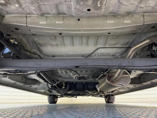 Ｎ－ＢＯＸカスタム Ｇ・Ｌパッケージ　電動スライドドア　ＳＤナビ　バックカメラ　禁煙車　ドラレコ　スマートキー　ＨＩＤヘッド　ビルトインＥＴＣ　純正１５インチアルミ　オートライト　オートエアコン　Ｂｌｕｅｔｏｏｔｈ　ＣＤ　ブルーレイ再生（19枚目）