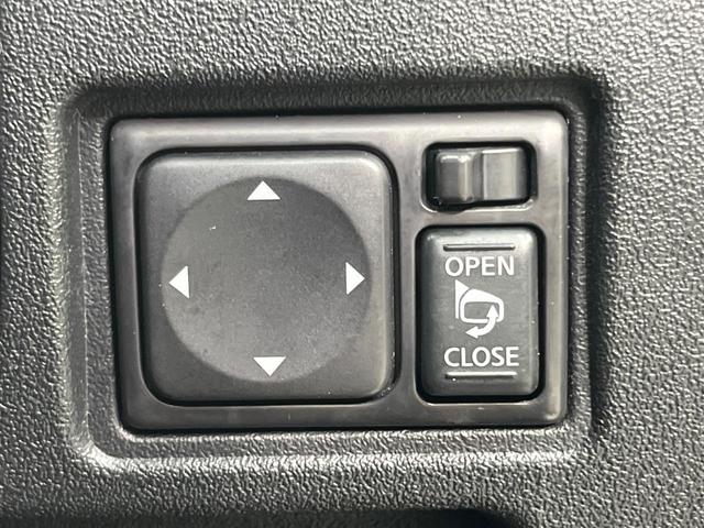 �y�d���i�[�~���[�z�T�C�h�~���[�͓d���i�[���ƂȂ��Ă���A�������ԏ�ł��L�Y�������X�N��}�����܂��B