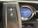 プリウス S SDナビ バックカメラ プリクラッシュセーフティ レーダークルーズ 禁煙車 コーナーセンサー スマートキー レーンキープ LEDヘッド ETC オートマチックハイビーム 車線逸脱警報(7枚目)