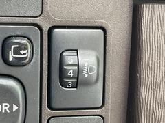 ����ư��Ǽ�ߥ顼�ۥ����ɥߥ顼����ư��Ǽ���ȤʤäƤ��ꡢ������־�Ǥ⥭�����Ĥ��ꥹ�����ޤ����ޤ��� 6