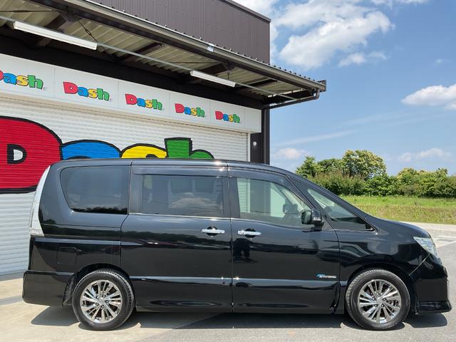 セレナ ライダー S-ハイブリッド 純正SDナビ・フルセグTV・DVD・Bluetooth・バックカメラ・純正11インチフリップダウンモニター・ETC・両側パワースライドドア・衝突軽減ブレーキ・車線逸脱警報・LEDオートライト(13枚目)