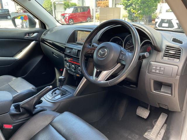 CX-5 XD Lパッケージ 社外アルパインナビ・フルセグTV・Bluetooth・バックカメラ・ETC・純正アルミホイール・HIDオートライト・RVM・AFS・アイドリングストップ・フルレザーシート・電動シート(16枚目)