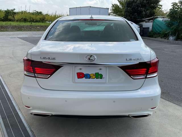 ＬＳ ４６０　バージョンＣ　自社　ローン　信用回復ローン　純正ナビ　フルセグＴＶ　ｂｌｕｅｔｏｏｔｈ　ＥＴＣ　バックカメラ　ステアリングスイッチ　オートＨＩＤライト　コーナーセンサー　フルレザーシート　ステアリングヒーター　ＢＳ（6枚目）