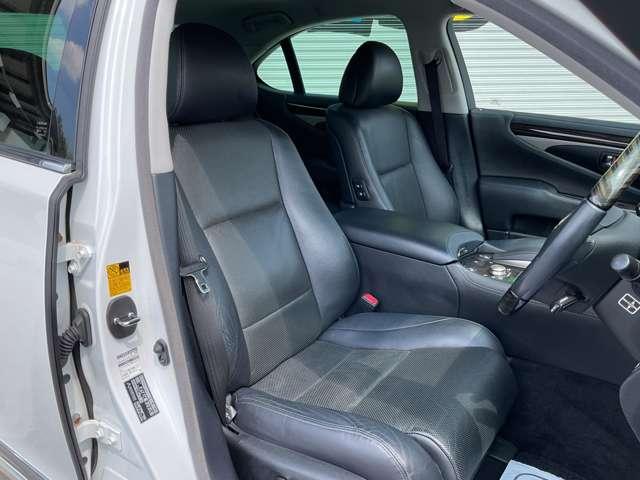 ＬＳ ４６０　バージョンＣ　自社　ローン　信用回復ローン　純正ナビ　フルセグＴＶ　ｂｌｕｅｔｏｏｔｈ　ＥＴＣ　バックカメラ　ステアリングスイッチ　オートＨＩＤライト　コーナーセンサー　フルレザーシート　ステアリングヒーター　ＢＳ（15枚目）