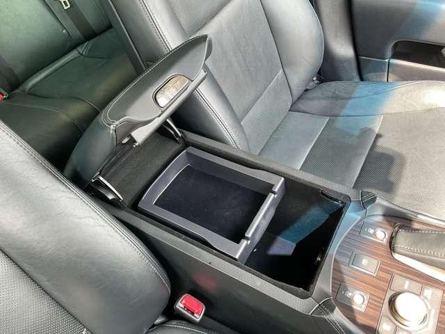 ＬＳ ４６０　バージョンＣ　自社　ローン　信用回復ローン　純正ナビ　フルセグＴＶ　ｂｌｕｅｔｏｏｔｈ　ＥＴＣ　バックカメラ　ステアリングスイッチ　オートＨＩＤライト　コーナーセンサー　フルレザーシート　ステアリングヒーター　ＢＳ（40枚目）